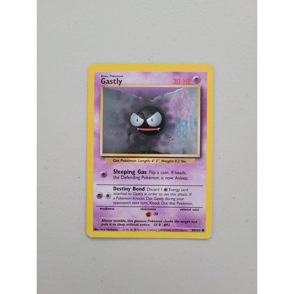 Top Popular Classic Base Set Gastly 50/102 Common Pokemon Card